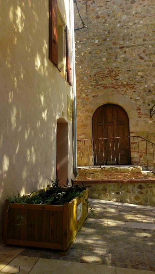 Maison Au Pied De La Cathedrale Elne Exteriör bild